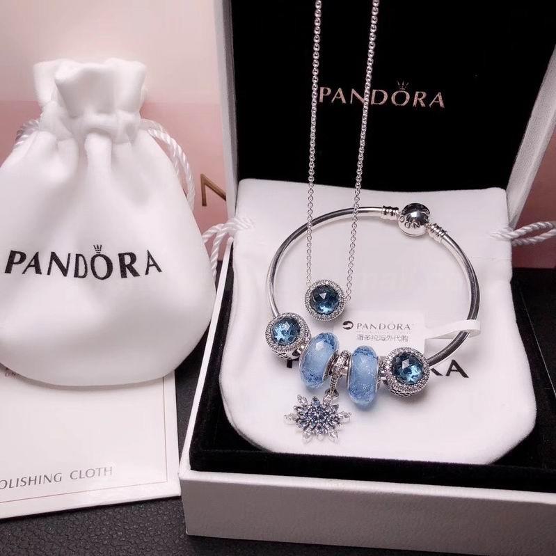 Pandora Bracelets 649